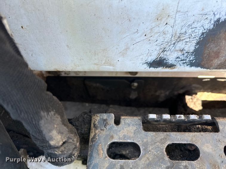 image for item DO3230 2022 Bobcat S770 skid steer loader