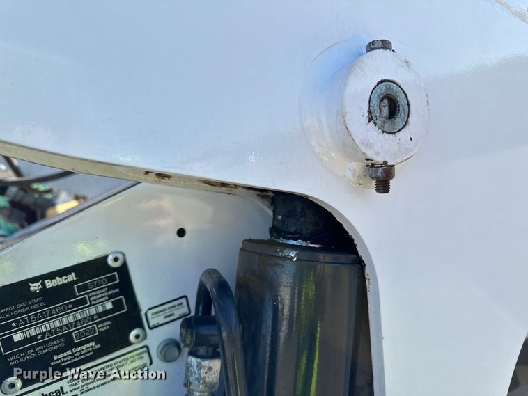 image for item DO3230 2022 Bobcat S770 skid steer loader