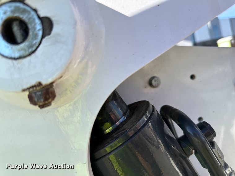 image for item DO3230 2022 Bobcat S770 skid steer loader