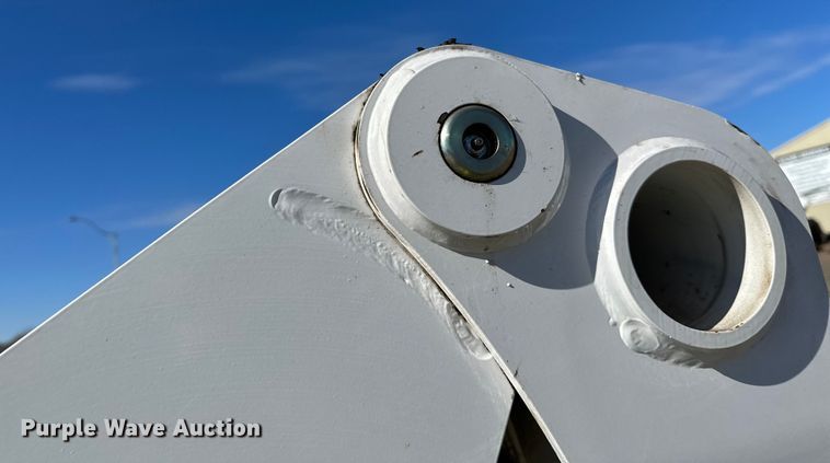 image for item DO3230 2022 Bobcat S770 skid steer loader