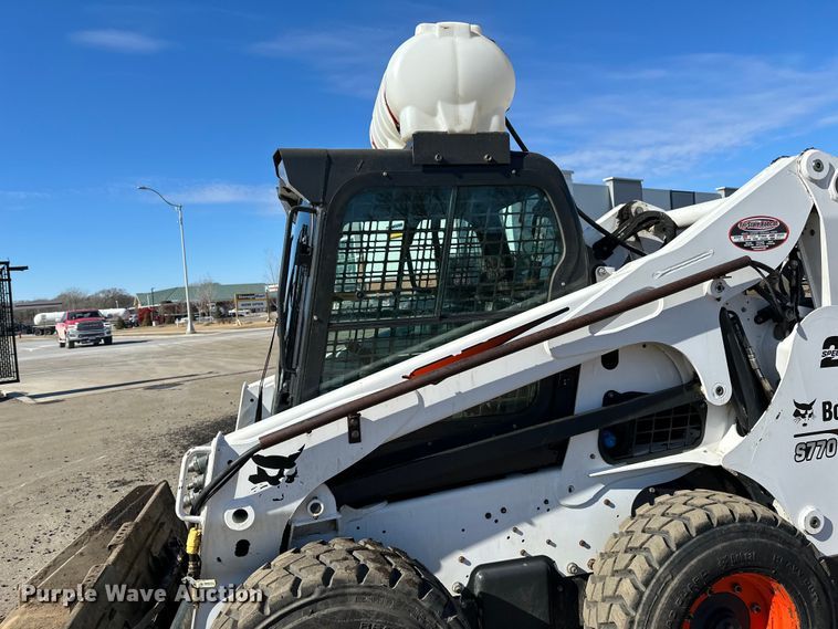 image for item DO3230 2022 Bobcat S770 skid steer loader