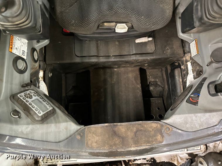 image for item DO3230 2022 Bobcat S770 skid steer loader