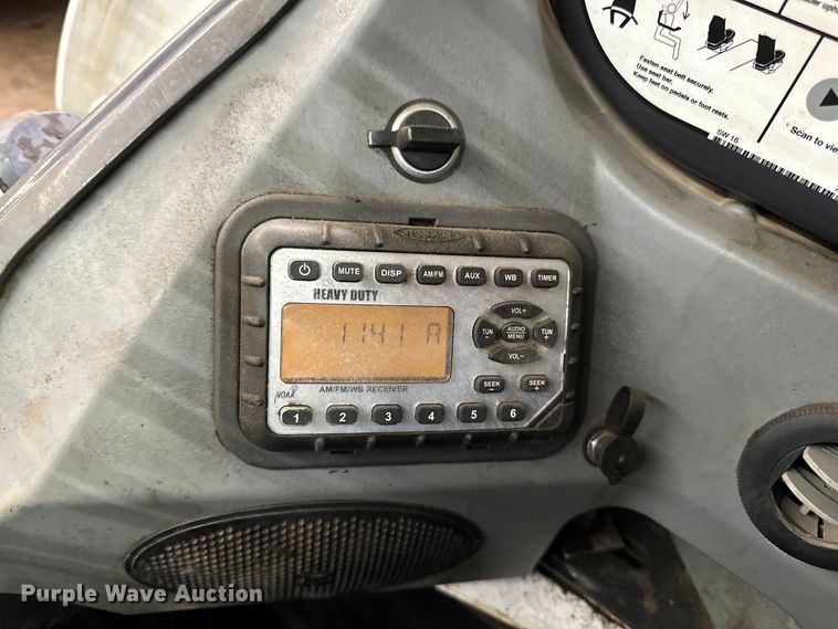 image for item DO3230 2022 Bobcat S770 skid steer loader