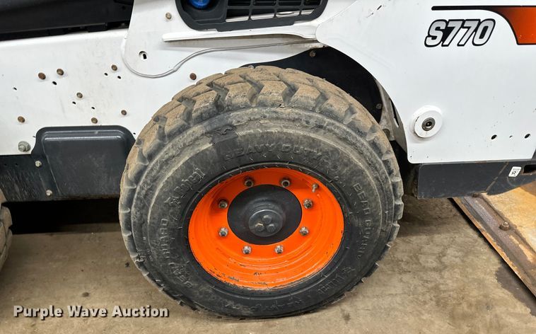 image for item DO3230 2022 Bobcat S770 skid steer loader