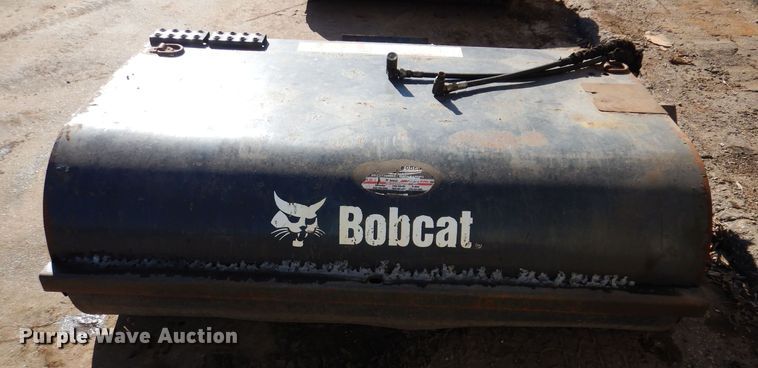 image for item DO3234 2017 Bobcat 72 Sweeper skid steer sweeper