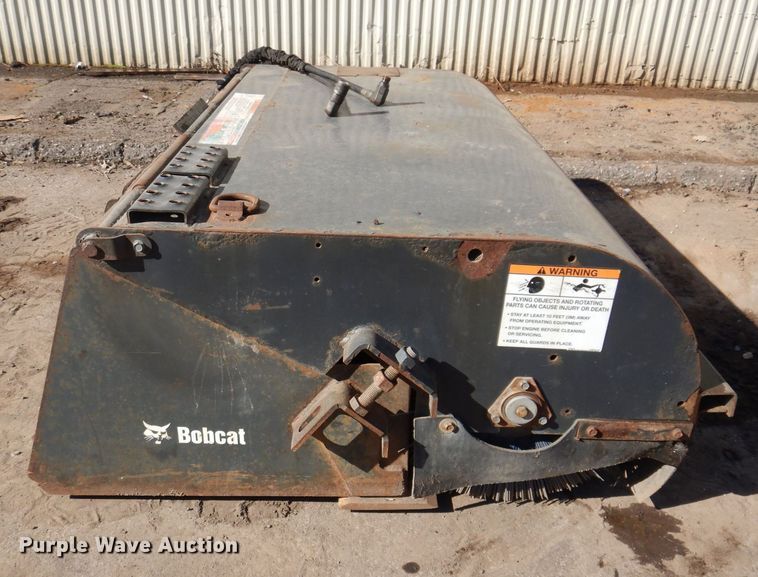 image for item DO3234 2017 Bobcat 72 Sweeper skid steer sweeper
