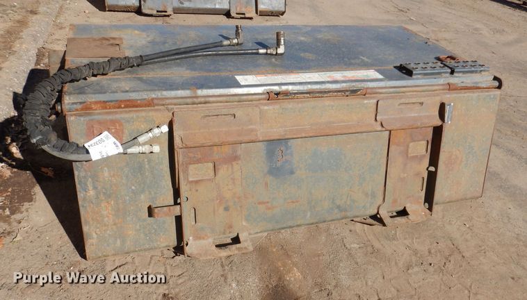 image for item DO3234 2017 Bobcat 72 Sweeper skid steer sweeper