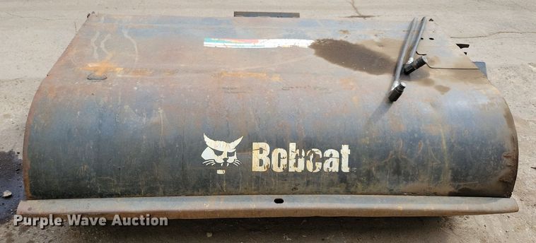 image for item DO3238 2012 Bobcat 72 Sweeper skid steer sweeper