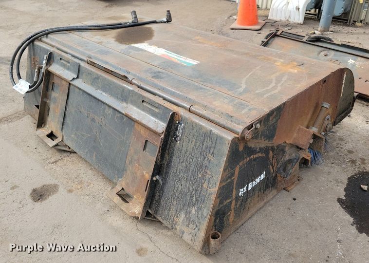 image for item DO3238 2012 Bobcat 72 Sweeper skid steer sweeper