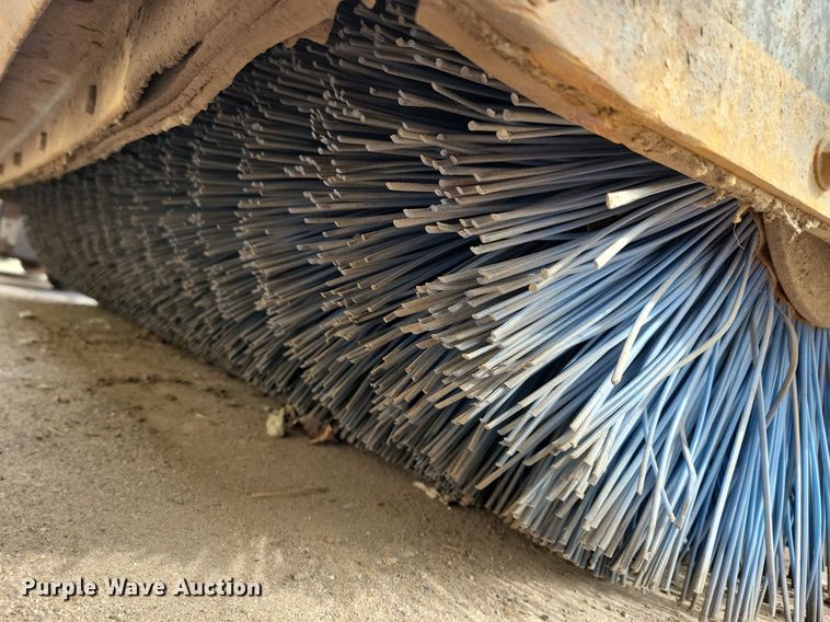 image for item DO3238 2012 Bobcat 72 Sweeper skid steer sweeper