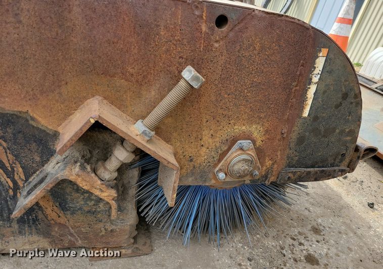 image for item DO3238 2012 Bobcat 72 Sweeper skid steer sweeper