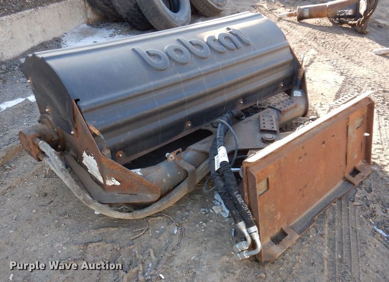 image for item DO3240 Bobcat 71