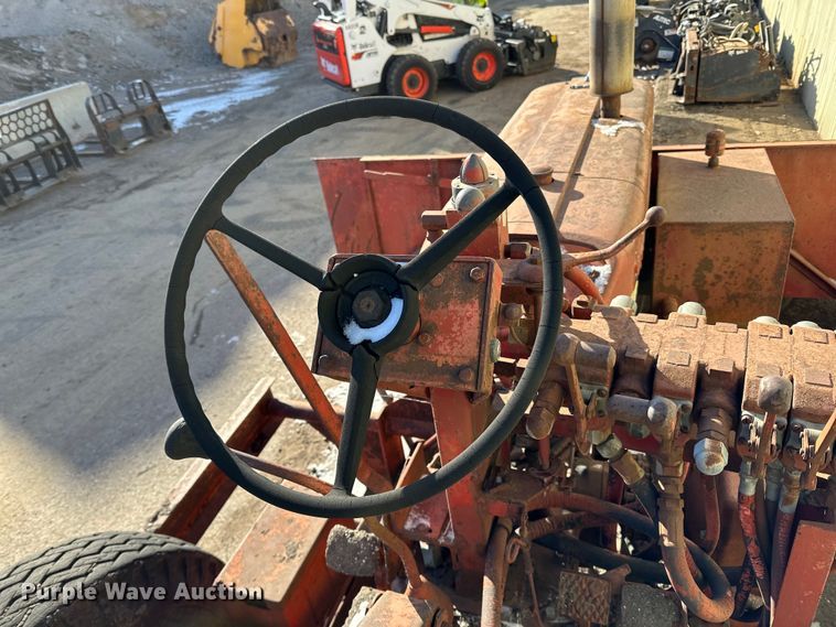 image for item DO3241 Paver