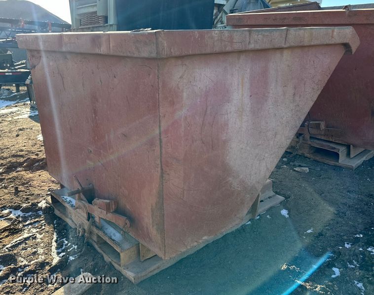 image for item DO3243 Dumping hopper