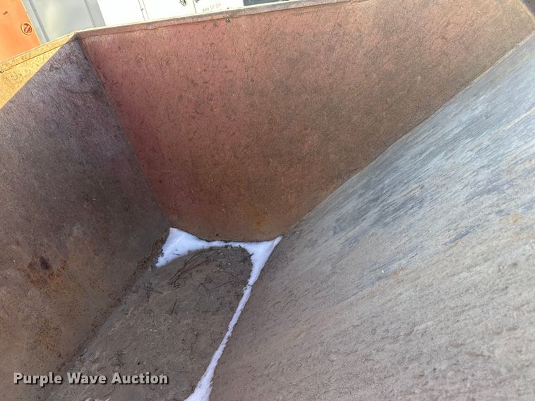 image for item DO3243 Dumping hopper