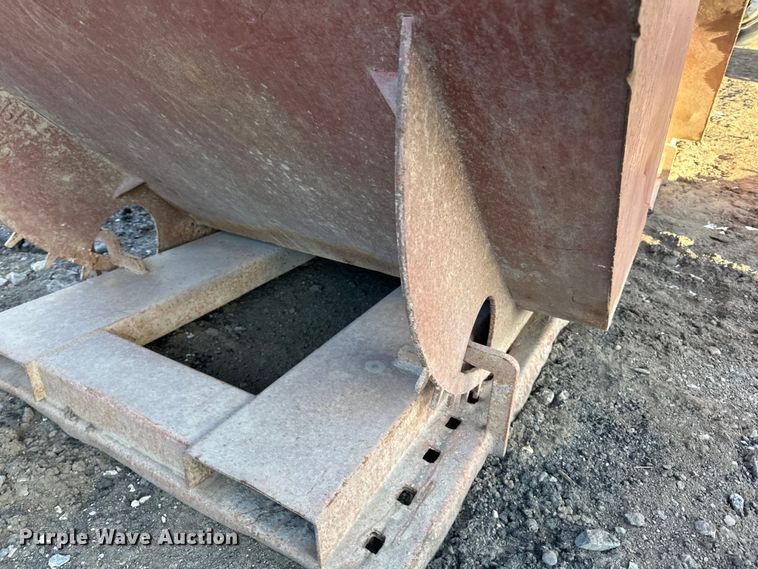 image for item DO3244 Dumping hopper