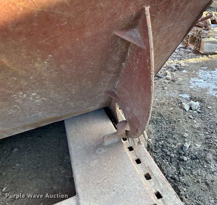 image for item DO3244 Dumping hopper