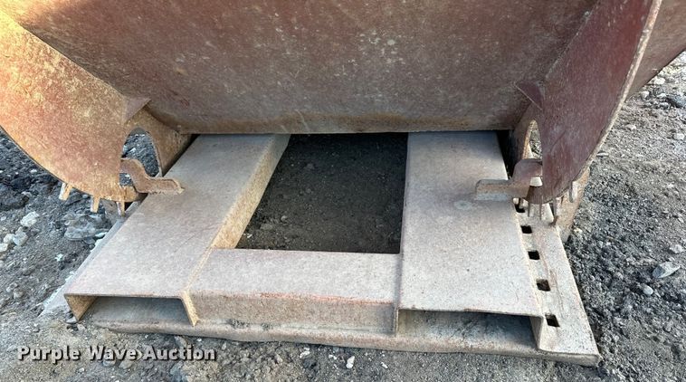 image for item DO3244 Dumping hopper