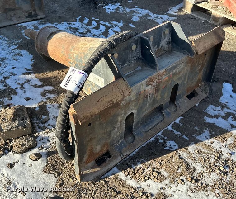 image for item DO3247 Bobcat skid steer breaker