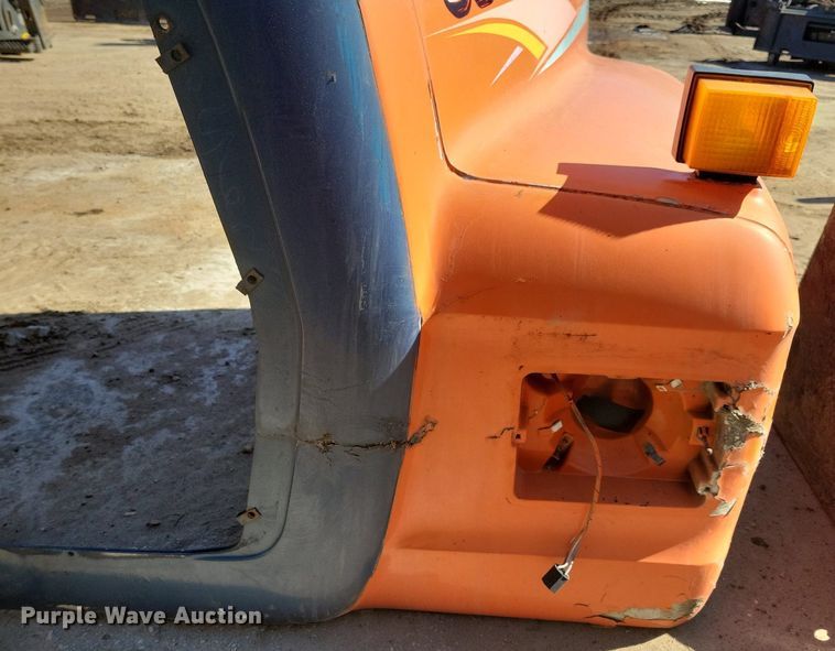 image for item DO3249 Ford  L9000 hood