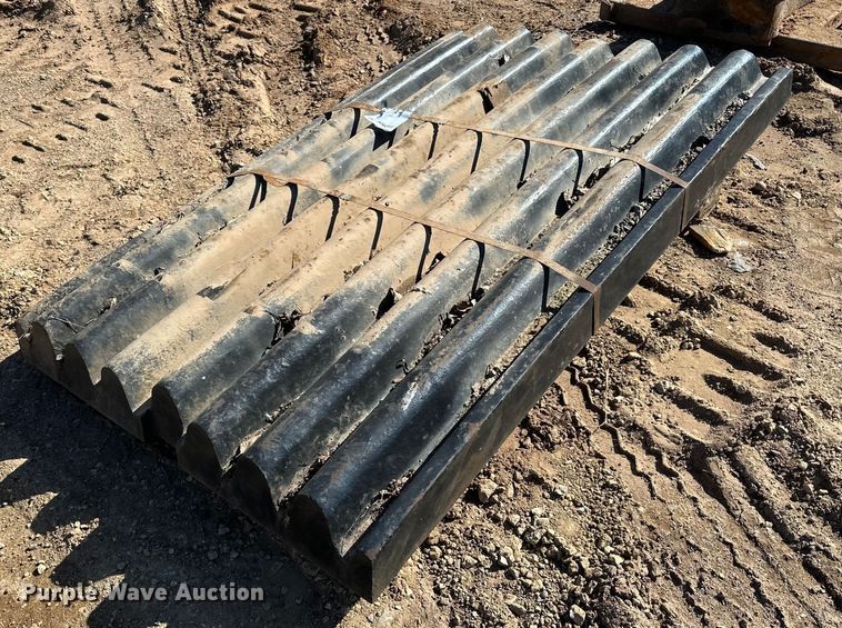 image for item DO3255 Crusher parts