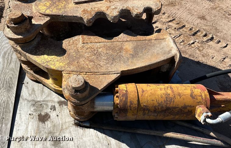 image for item DO3258 SEC concrete crusher