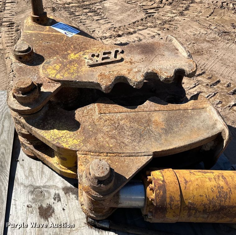 image for item DO3258 SEC concrete crusher