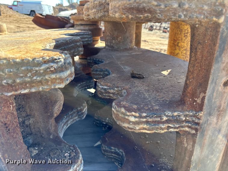 image for item DO3258 SEC concrete crusher