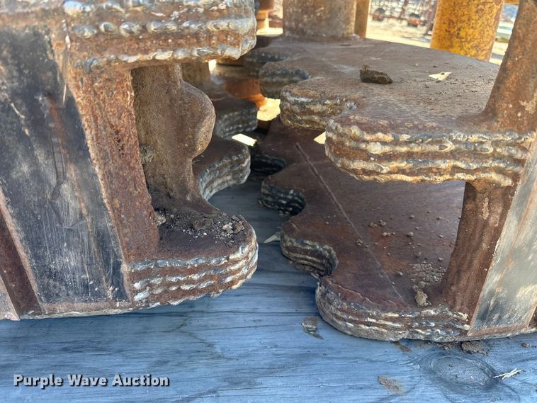 image for item DO3258 SEC concrete crusher