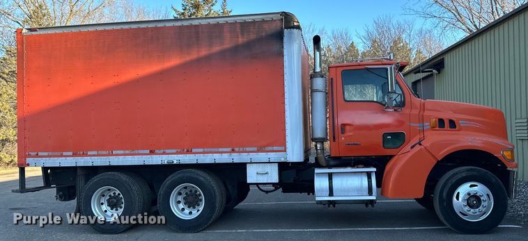 image for item DO3272 2000 Sterling  L9500 box truck