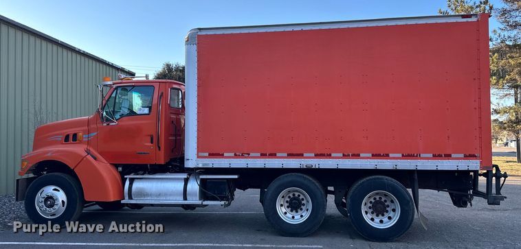 image for item DO3272 2000 Sterling  L9500 box truck