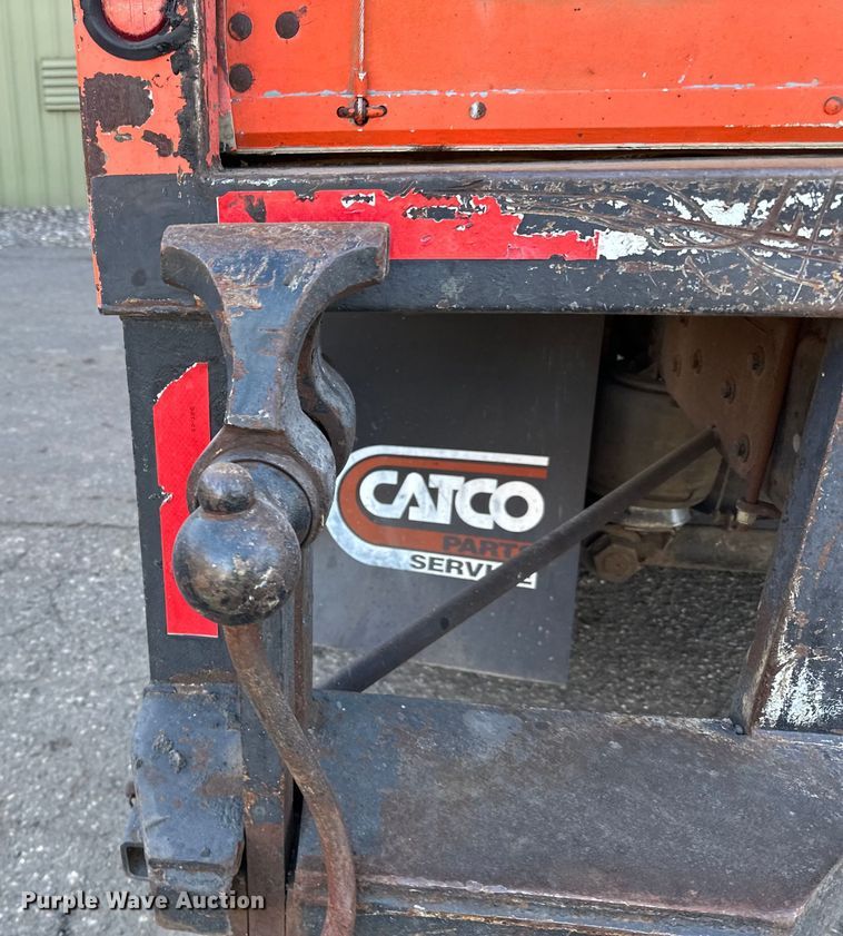 image for item DO3272 2000 Sterling  L9500 box truck