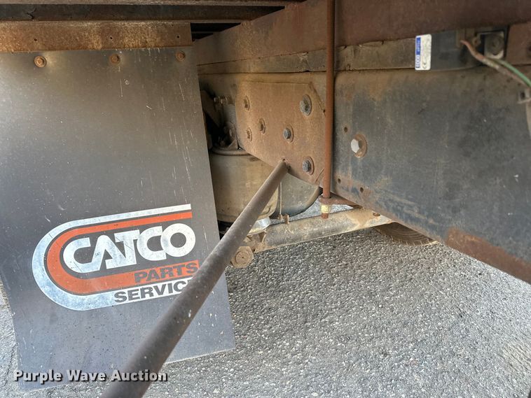 image for item DO3272 2000 Sterling  L9500 box truck