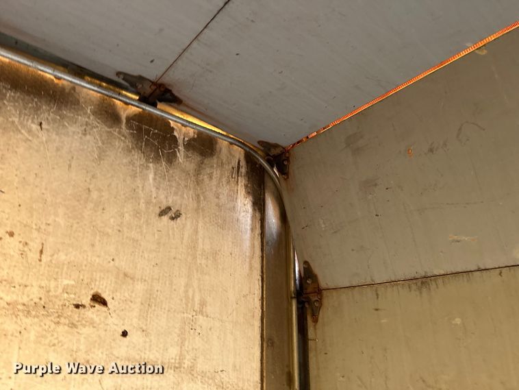 image for item DO3272 2000 Sterling  L9500 box truck