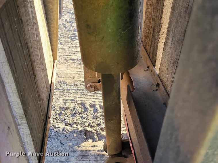 image for item DO3273 1997 Trail Boss  equipment trailer