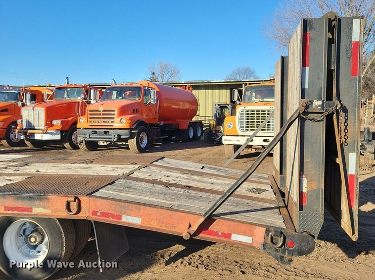 image for item DO3273 1997 Trail Boss  equipment trailer