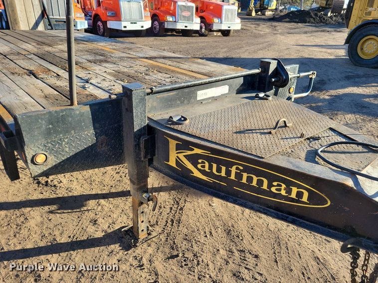 image for item DO3274 2015 Kaufman  equipment trailer