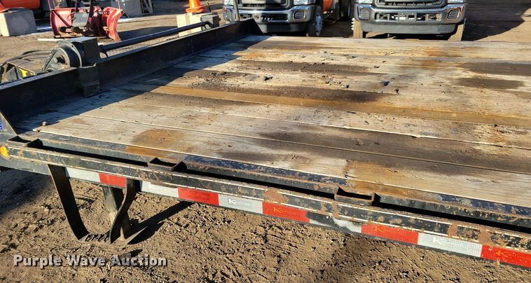 image for item DO3274 2015 Kaufman  equipment trailer