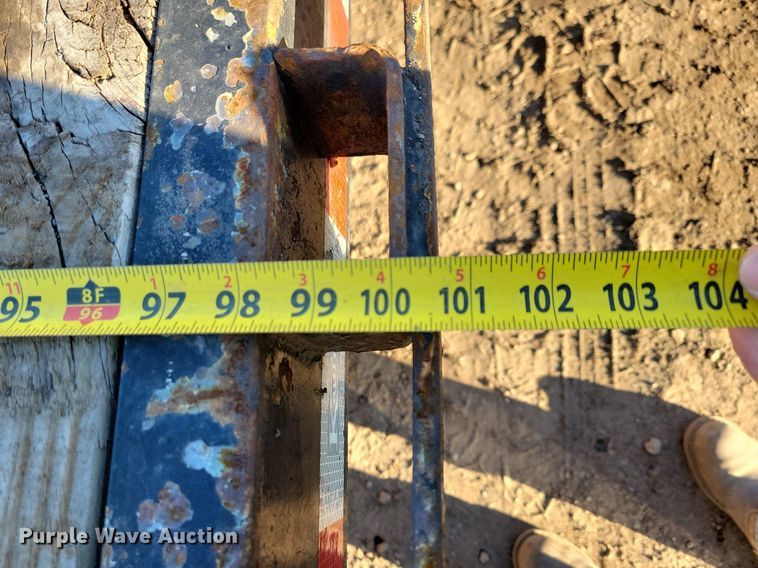 image for item DO3274 2015 Kaufman  equipment trailer