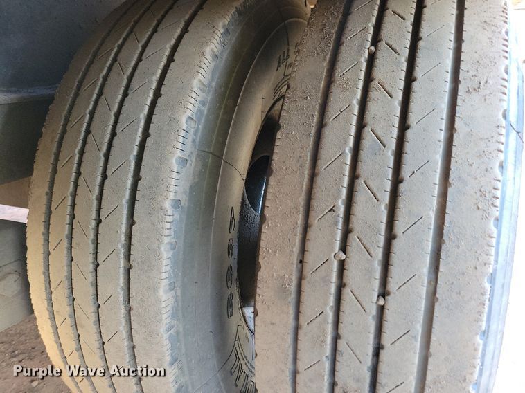 image for item DO3274 2015 Kaufman  equipment trailer