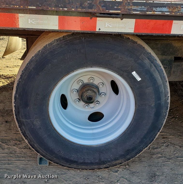 image for item DO3274 2015 Kaufman  equipment trailer