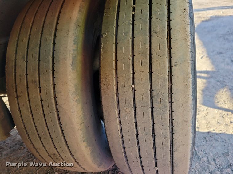 image for item DO3274 2015 Kaufman  equipment trailer