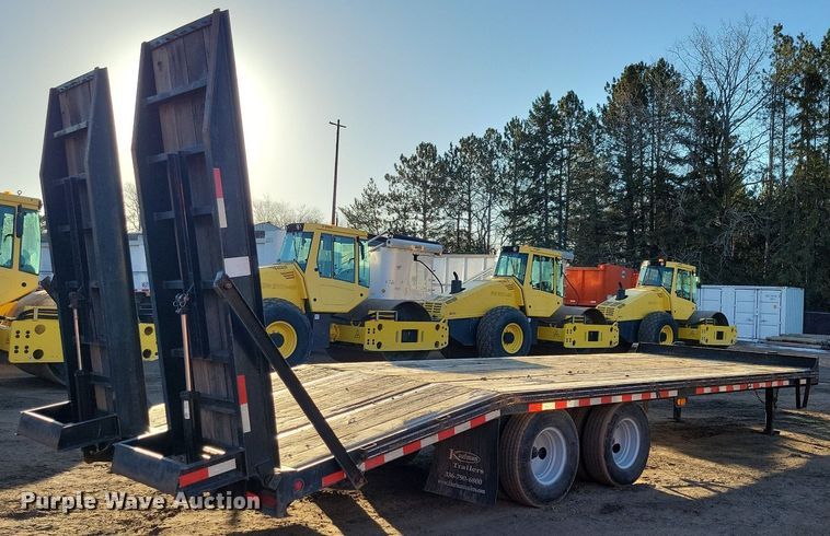 image for item DO3275 2015 Kaufman  equipment trailer