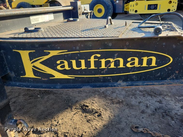 image for item DO3275 2015 Kaufman  equipment trailer