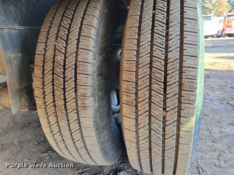 image for item DO3275 2015 Kaufman  equipment trailer