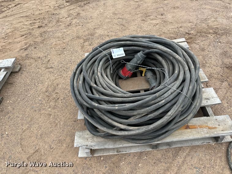 image for item DO3291 (3) pallets of power cord