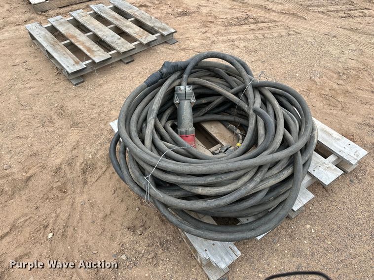 image for item DO3291 (3) pallets of power cord