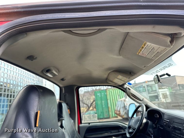 image for item DO3294 2005 Ford  F550 dump truck