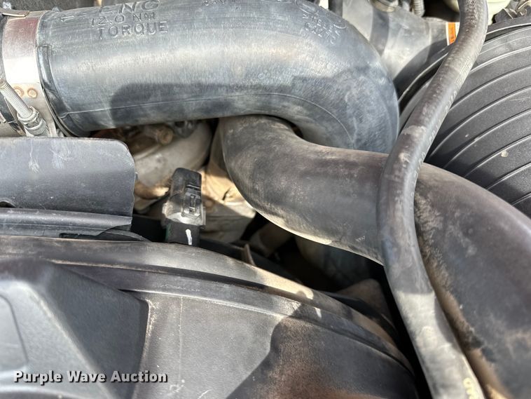 image for item DO3294 2005 Ford  F550 dump truck