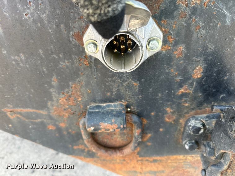 image for item DO3296 1996 Ford CF8000 semi truck